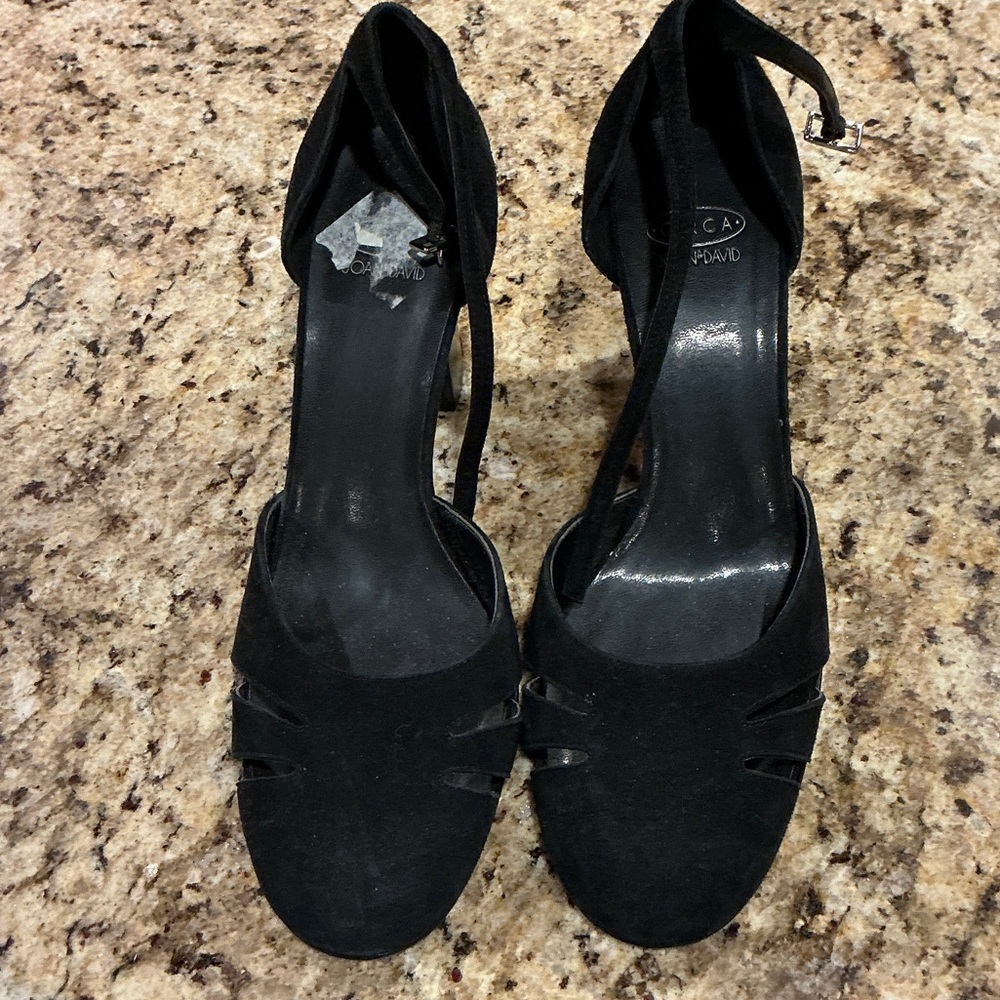 Joan & David Elegant Black Suede Heels Size 8 1/2